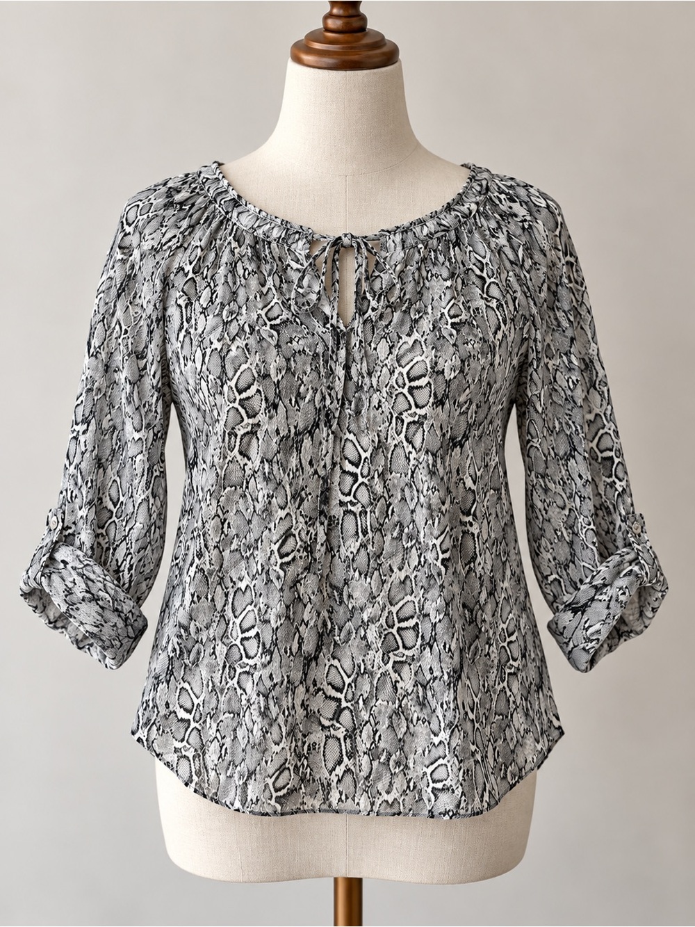 Karen Kane M Gray Snakeskin Print Tie Neck Roll Tab Sleeve Blouse